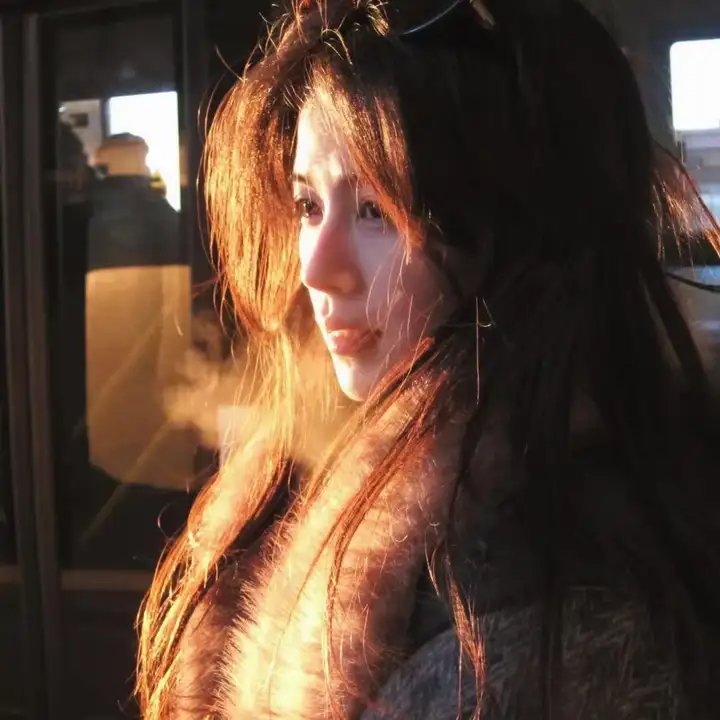西谎极落之太爆太子太空舱海报