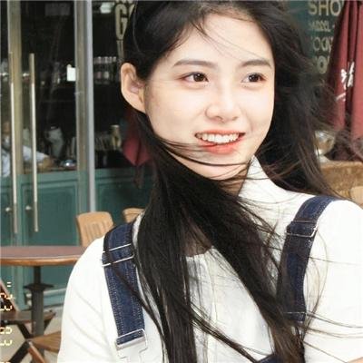 微笑威士忌海报