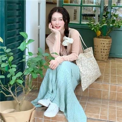 蚂蚁在燃烧海报