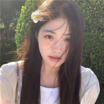 女高男低海报