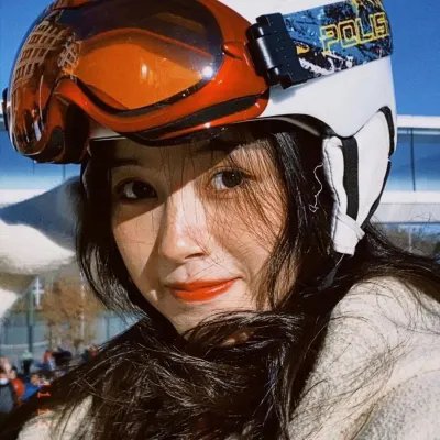 坠楼死亡的剖析海报
